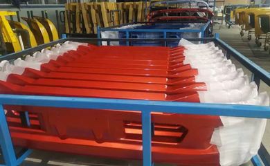 汽車定制改裝工廠 零配件供應(yīng)鏈的機(jī)遇與挑戰(zhàn)